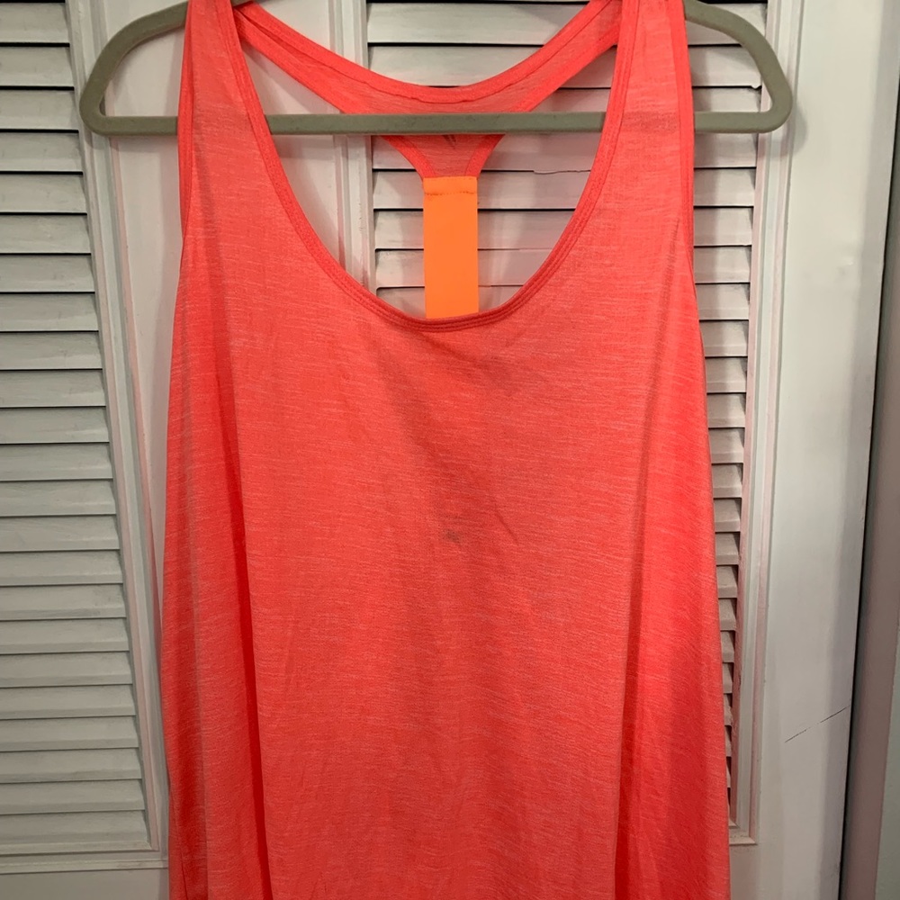 BNWOT Old Navy Athletic Tank XXL